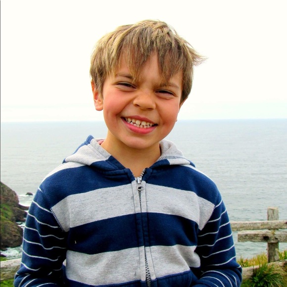 Meet your Posher, Caroline ♡ - Picture 11 of 16